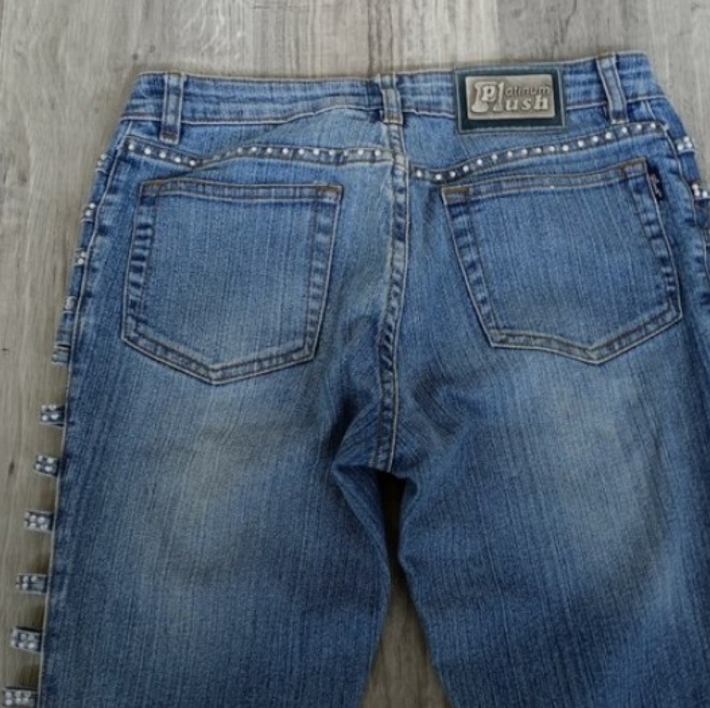 Embellished Blue Jeans - Picture 7 of 9